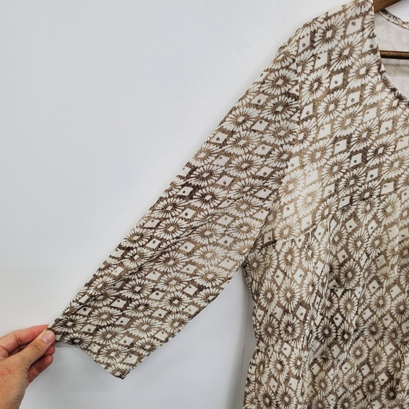 Chico's Womens 3 (XL) Brown Tan Abstract Diamond Print Asymmetric Hem Tunic Top - Picture 7 of 13